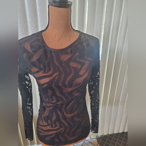 Emily Hsu Black Mesh long sleeve top - Picture 5 of 5